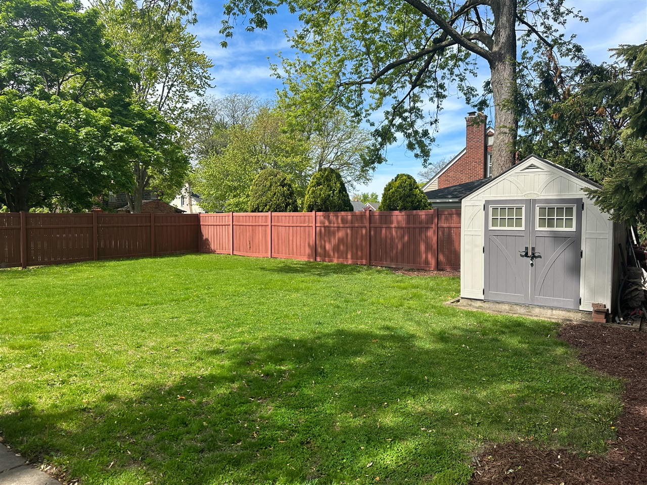main property photo 41