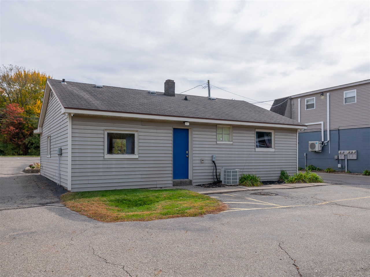 main property photo 20