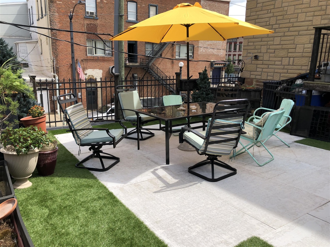 main property photo 30