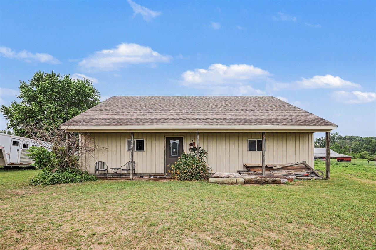 main property photo 43