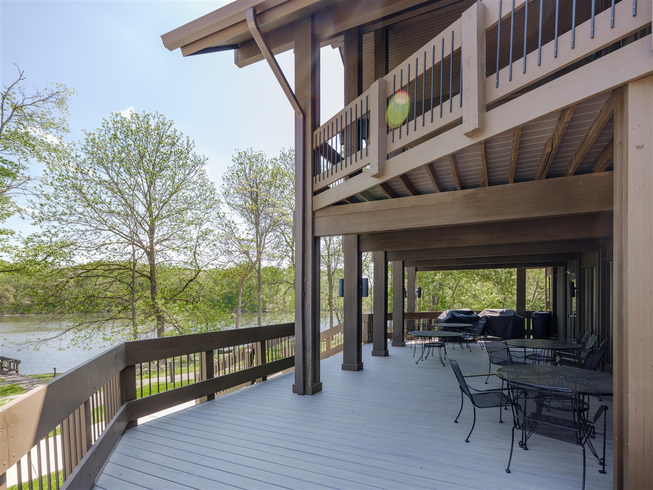 main property photo 50