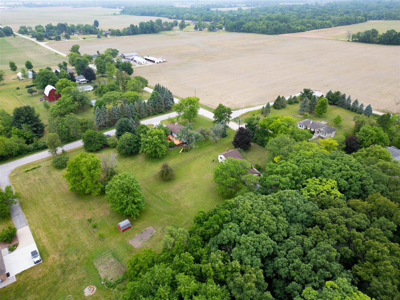 main property photo 77