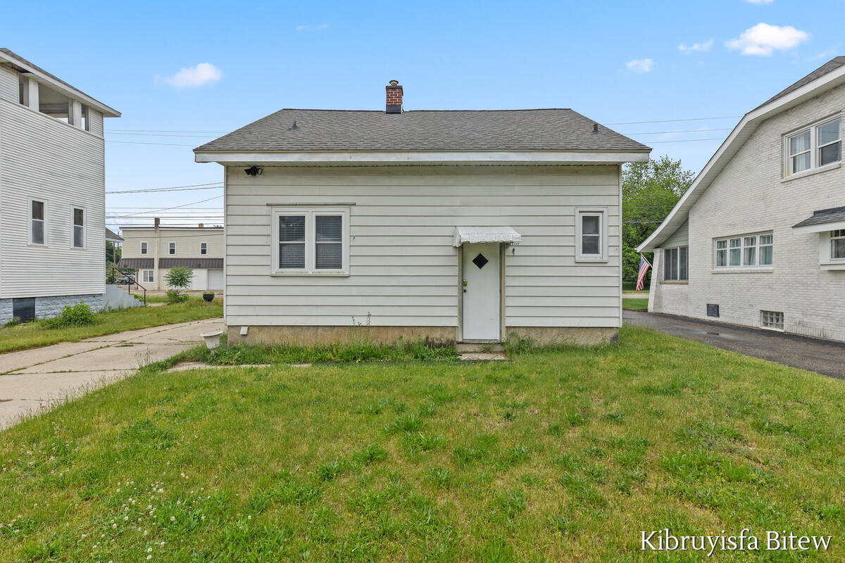 main property photo 24