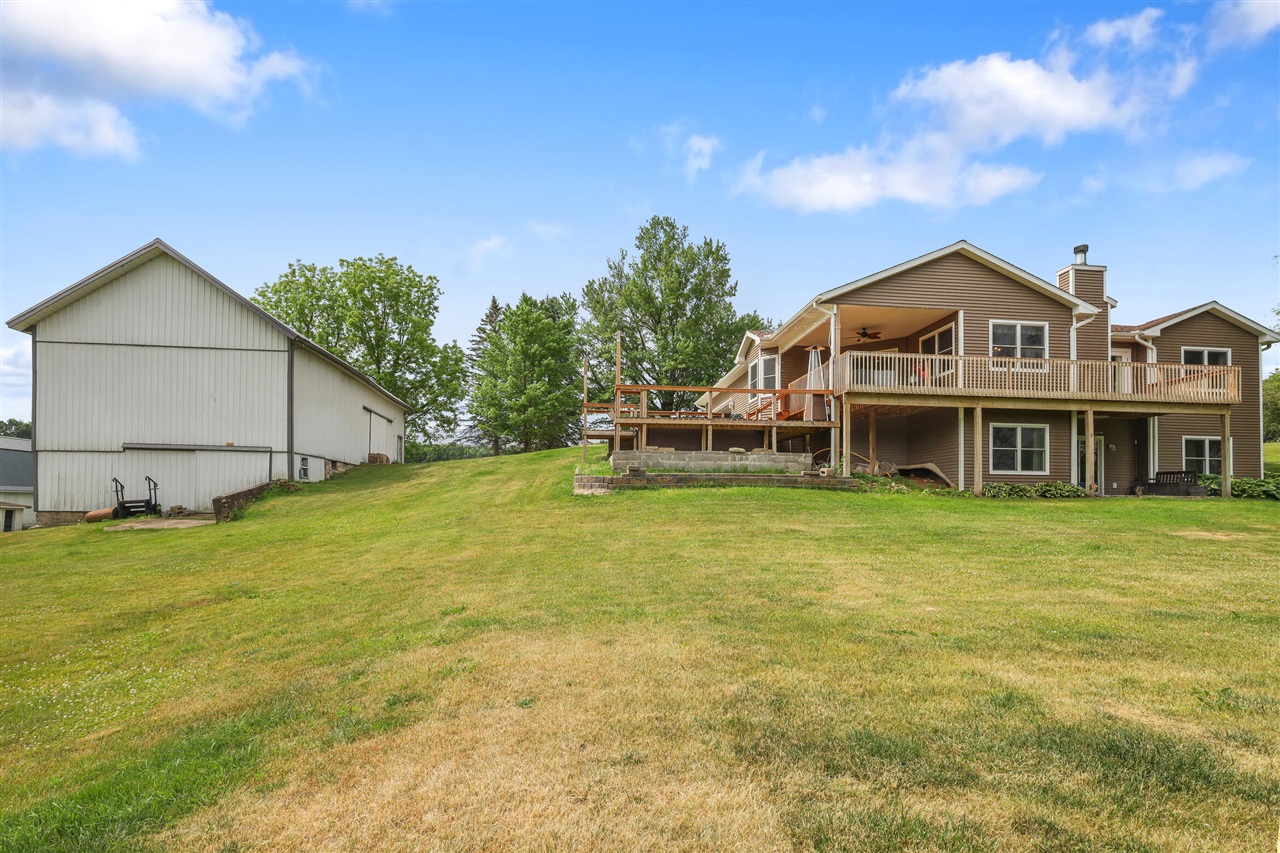 main property photo 49