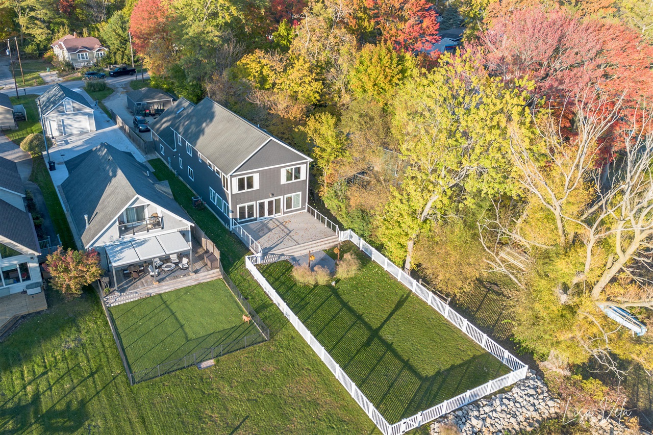 main property photo 58