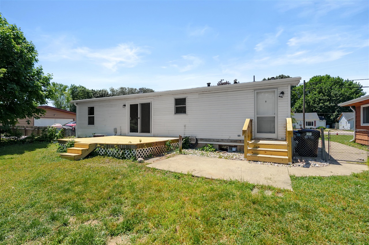 main property photo 27