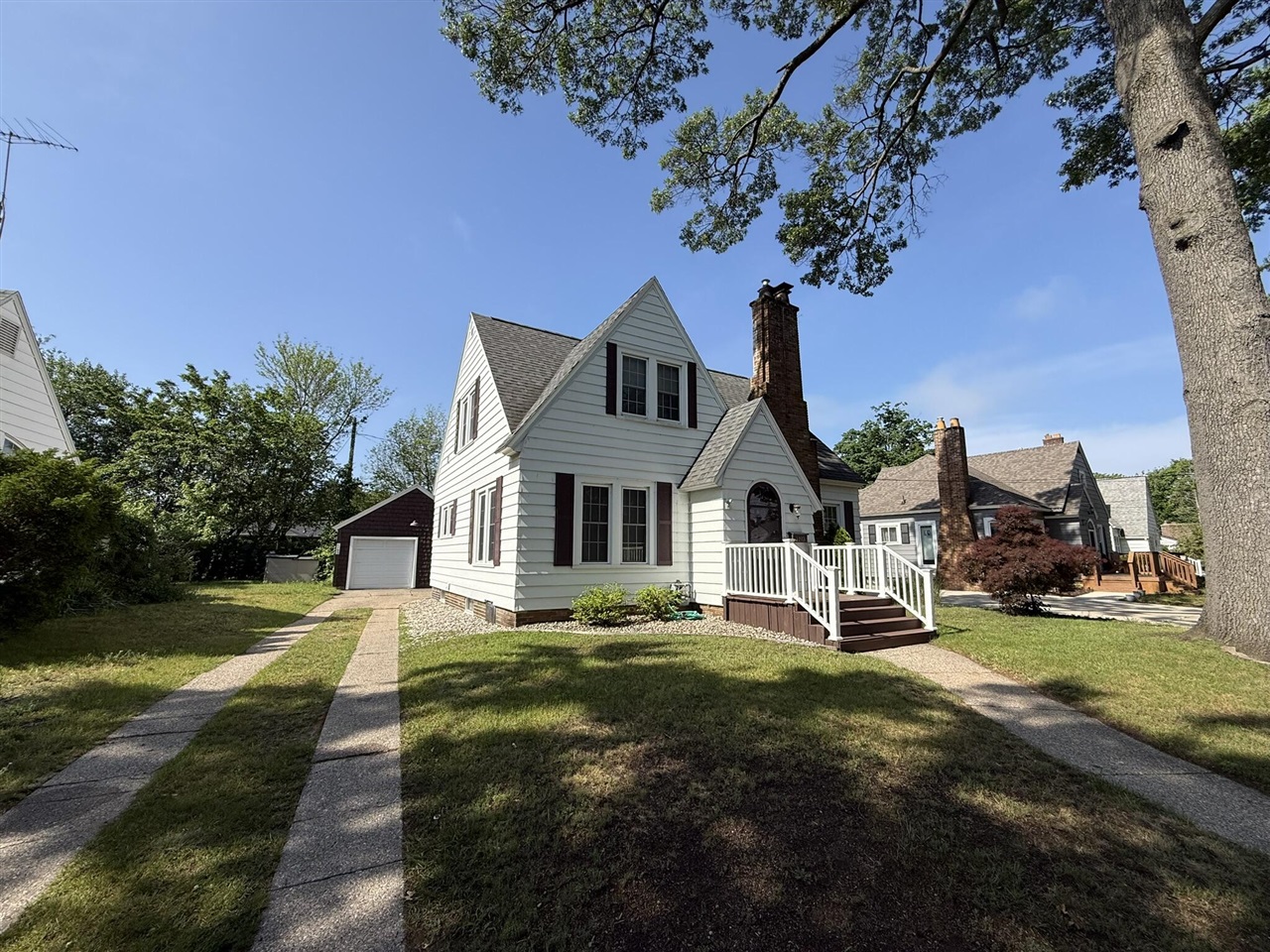 main property photo 2
