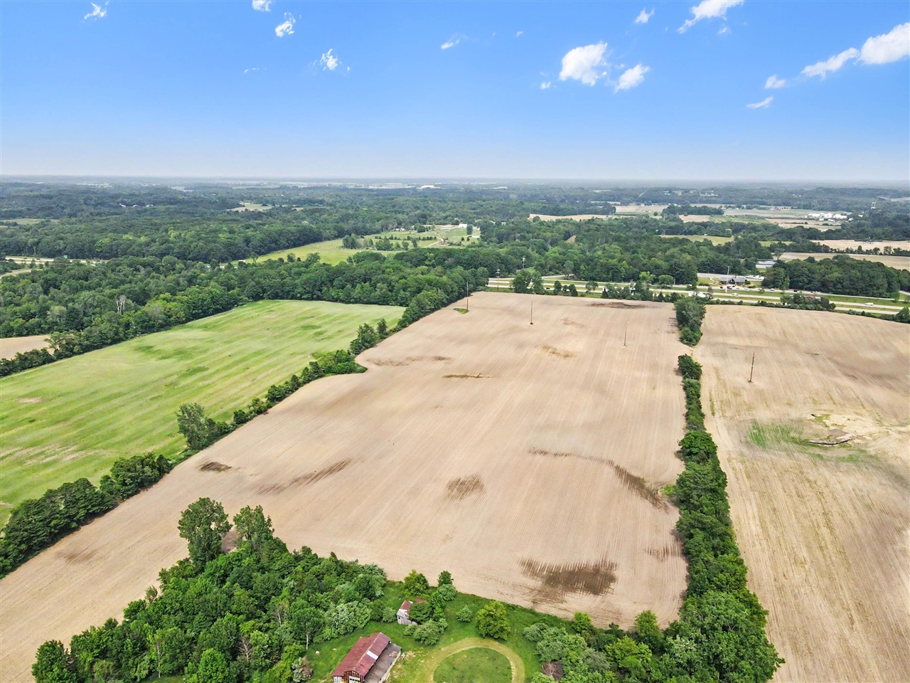 main property photo 7