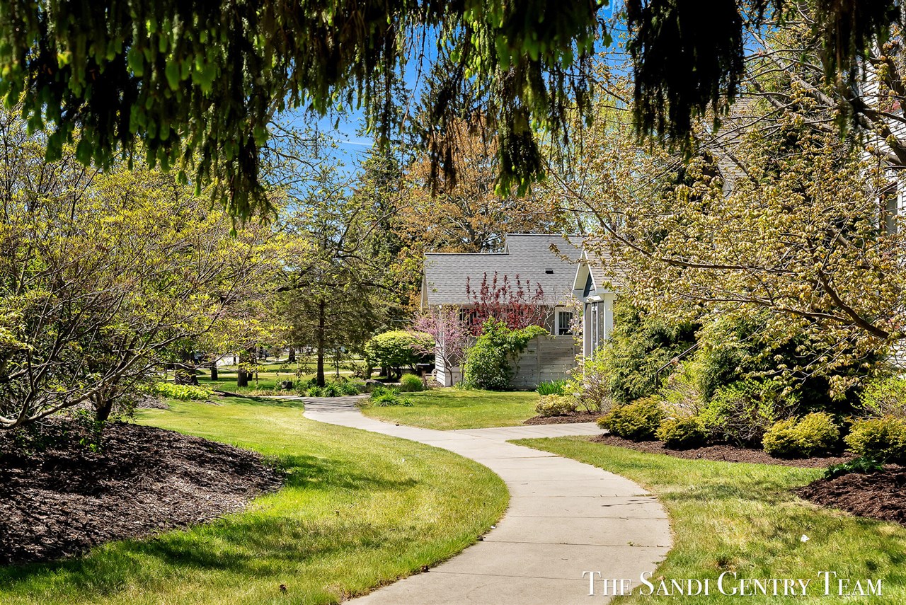 main property photo 66