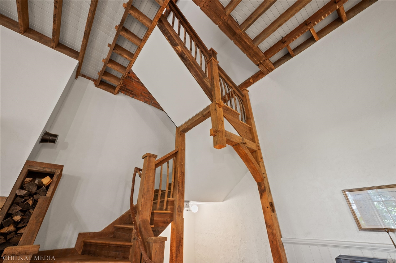 main property photo 59
