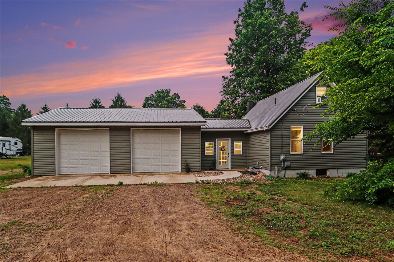 main property photo 60