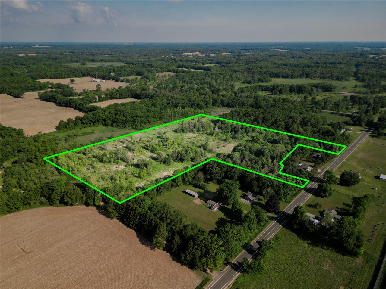 main property photo 4