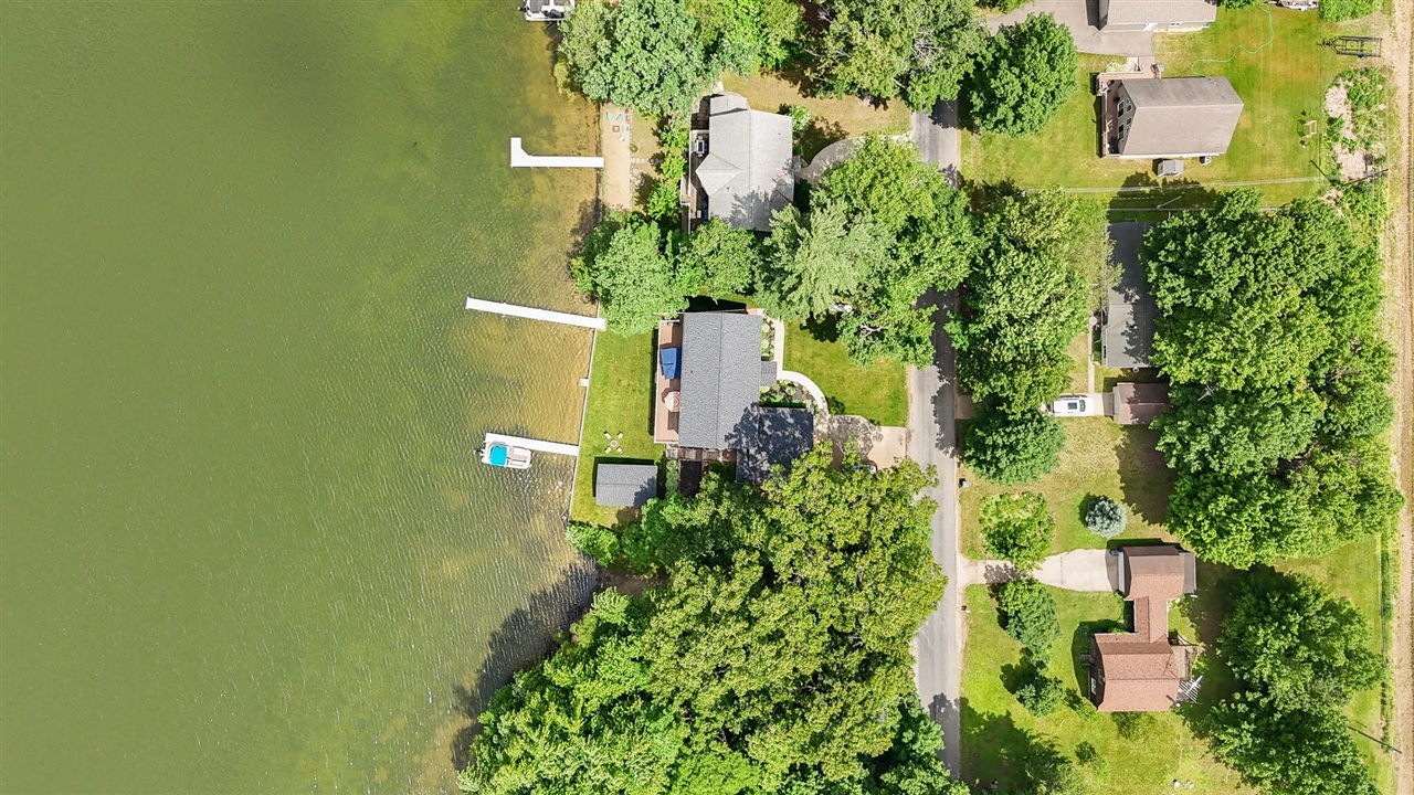 main property photo 43