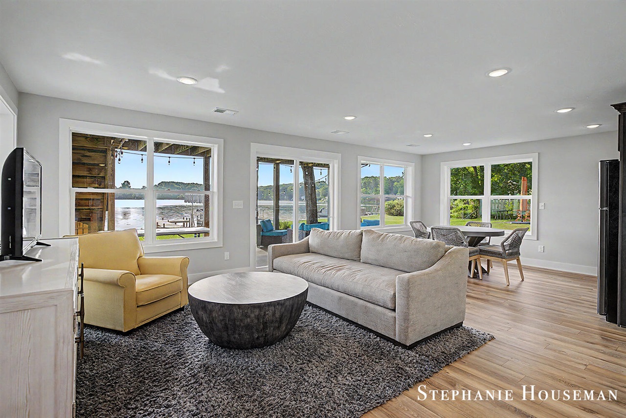 property viewer photo 36