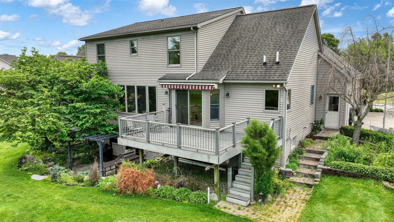 main property photo 75