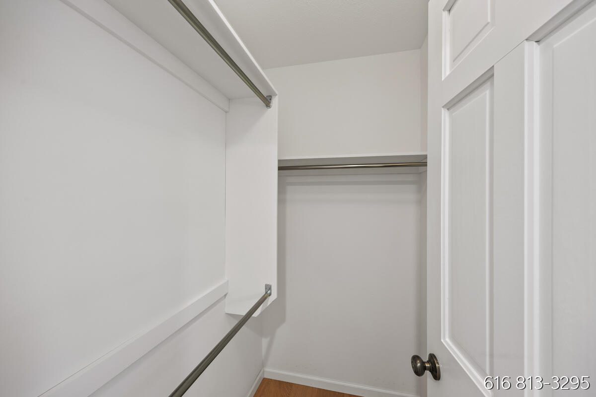 main property photo 77