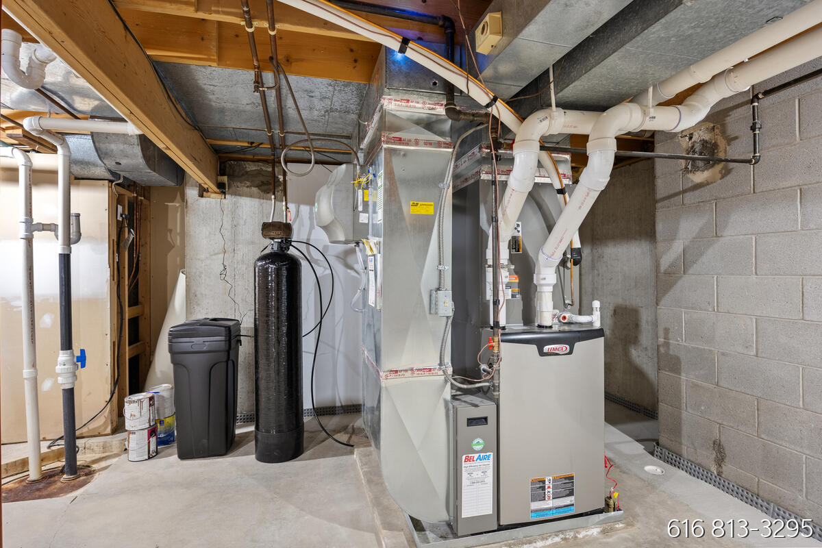main property photo 90