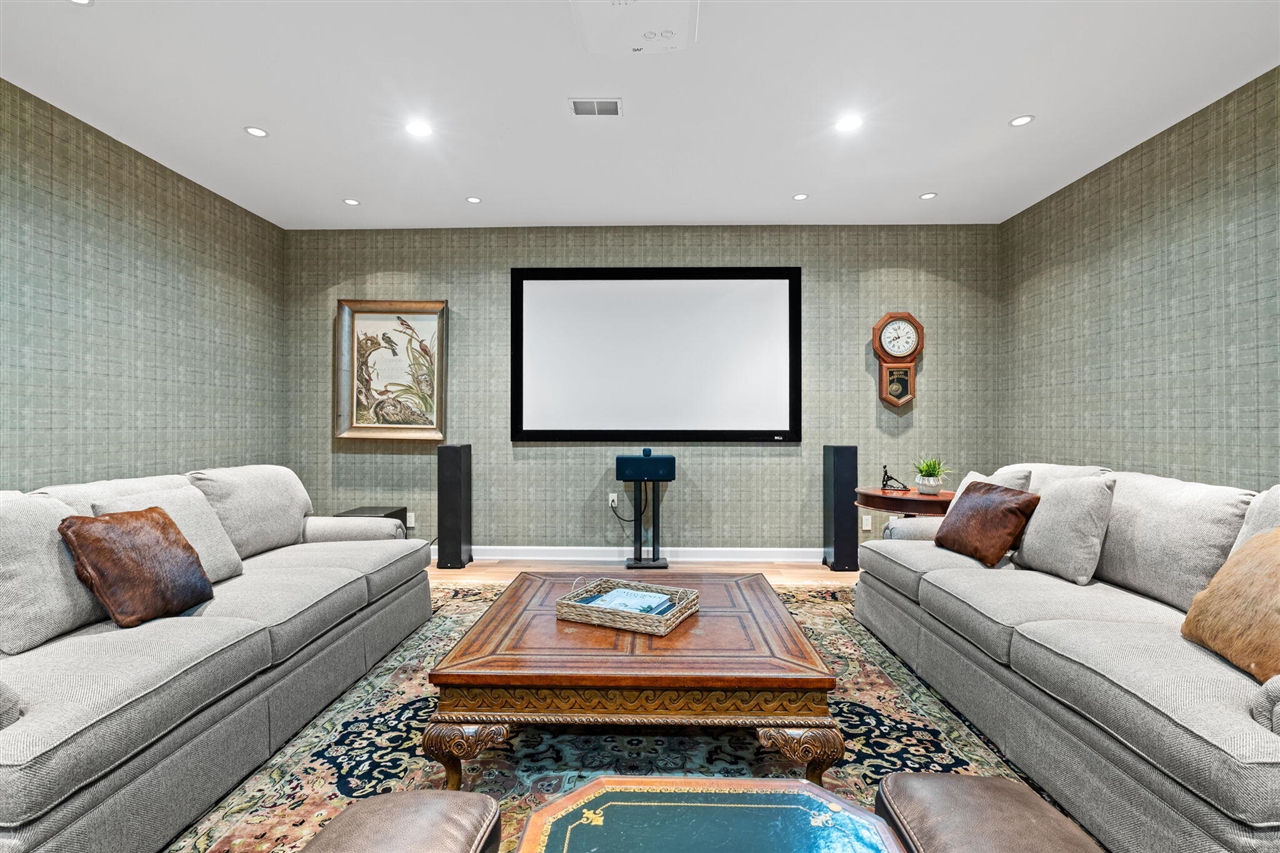main property photo 83