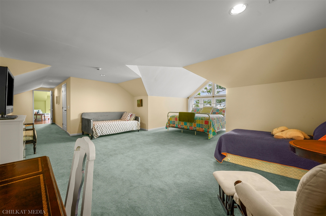 main property photo 60