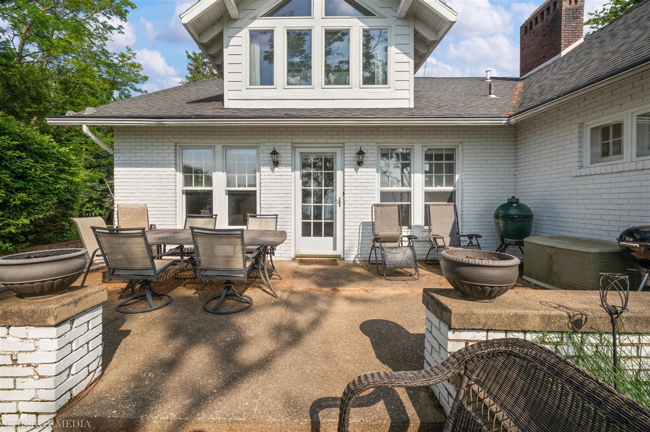 main property photo 82