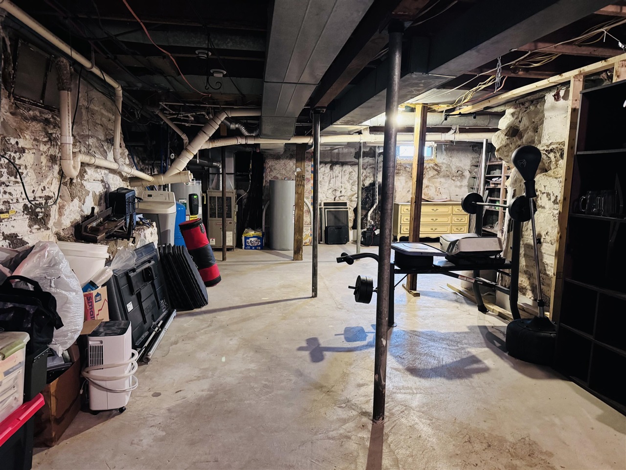 main property photo 37