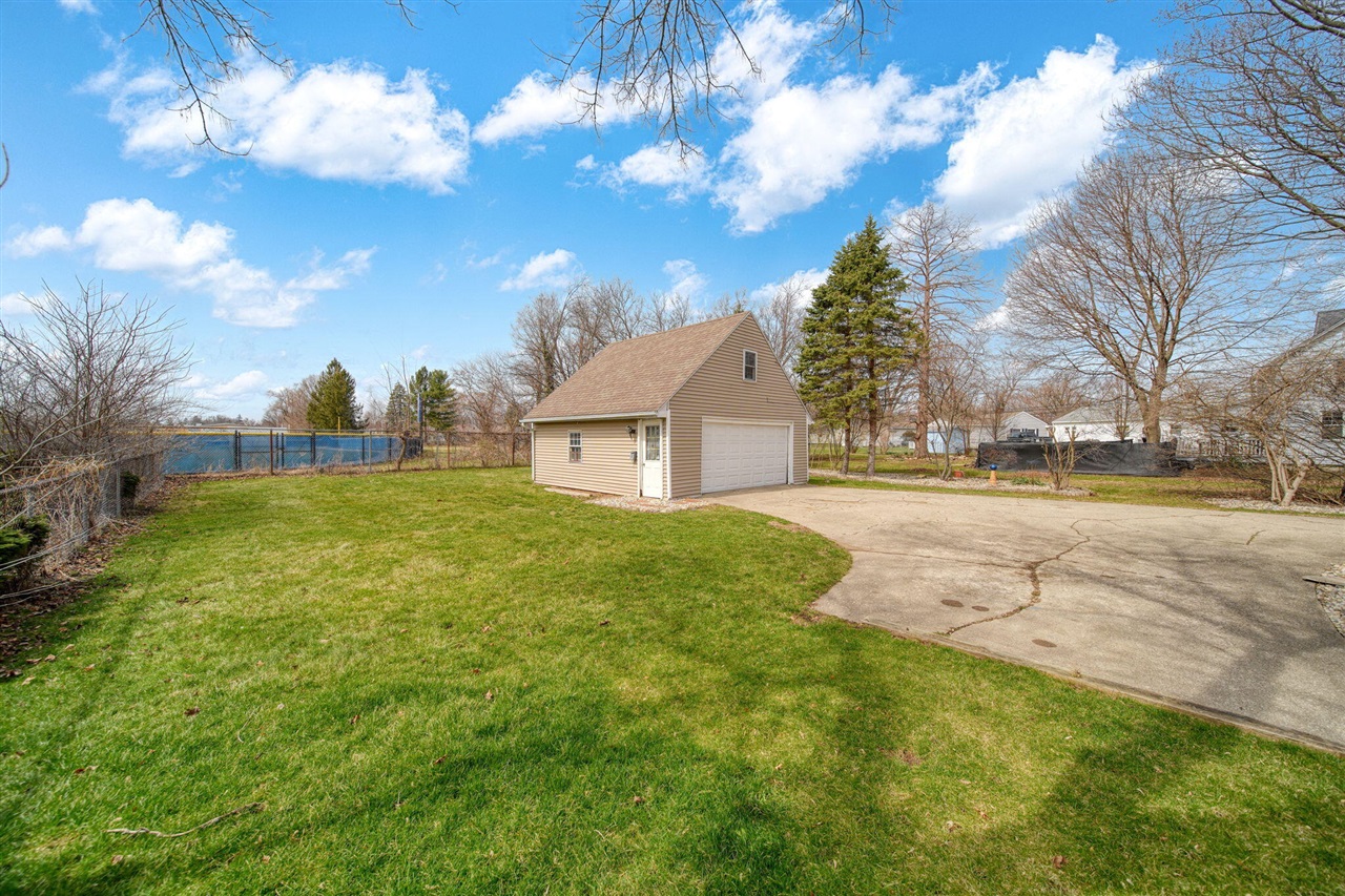 property viewer photo 26