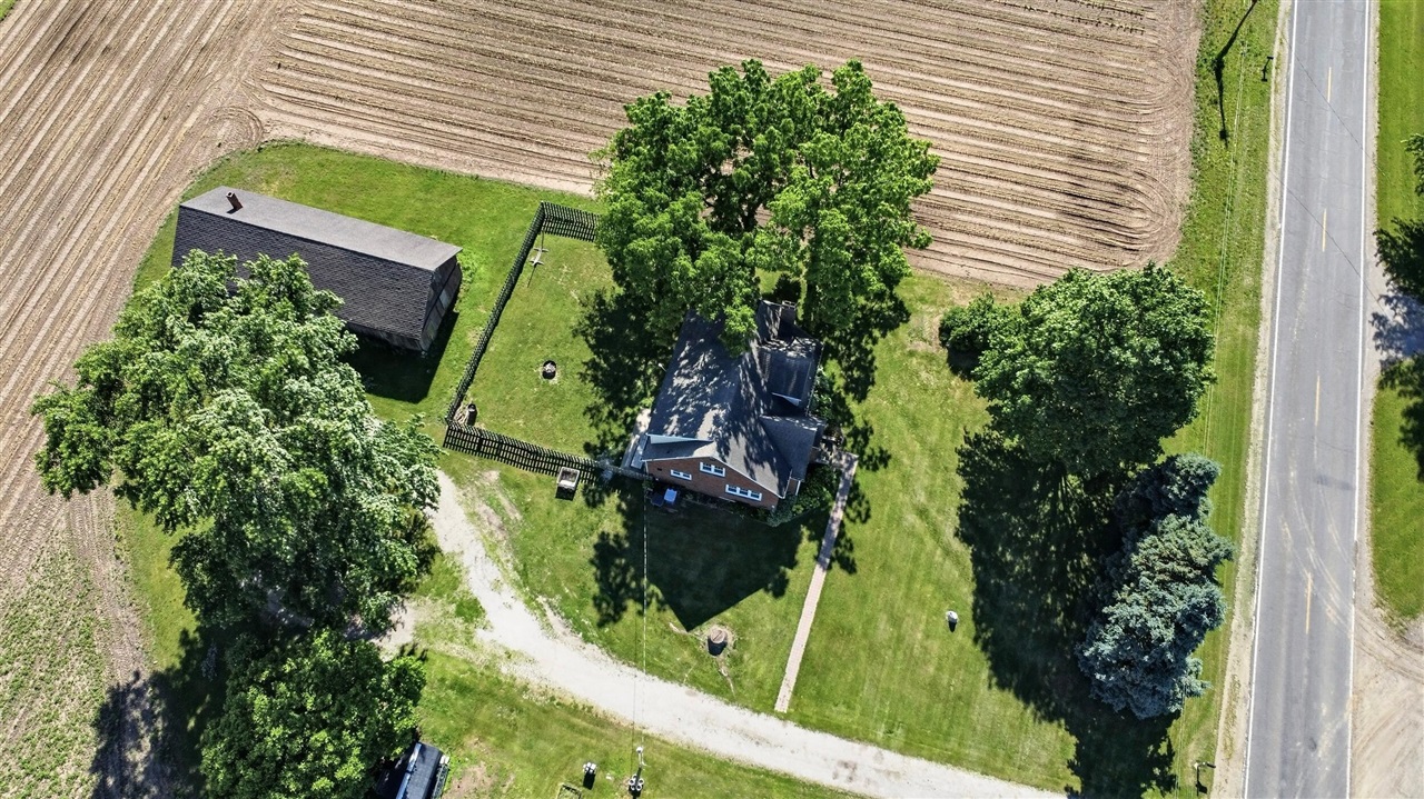 main property photo 42