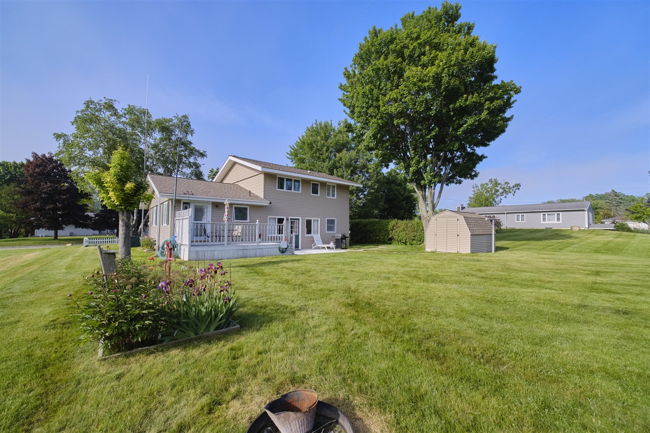 main property photo 39