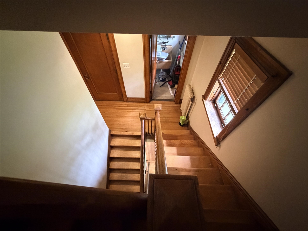 main property photo 78