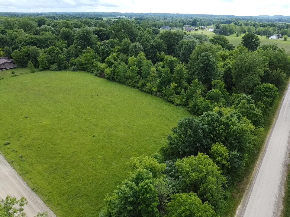 main property photo 13