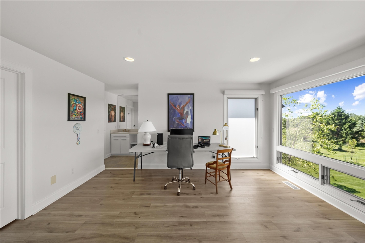 main property photo 65
