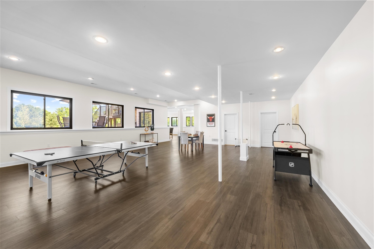 main property photo 70