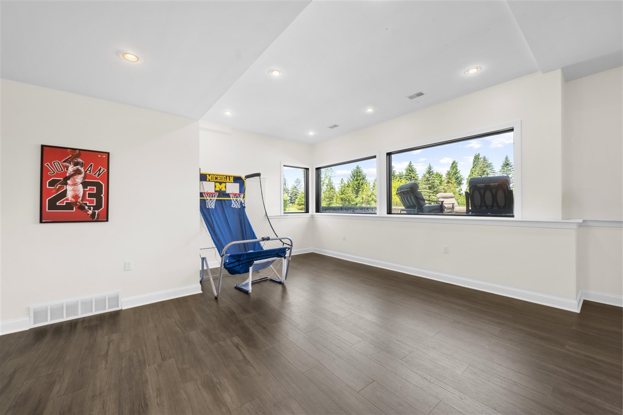 main property photo 71