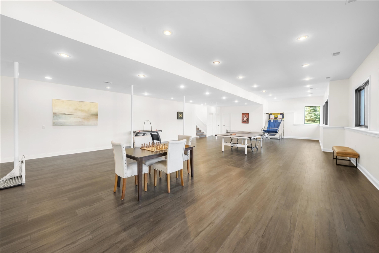 main property photo 73