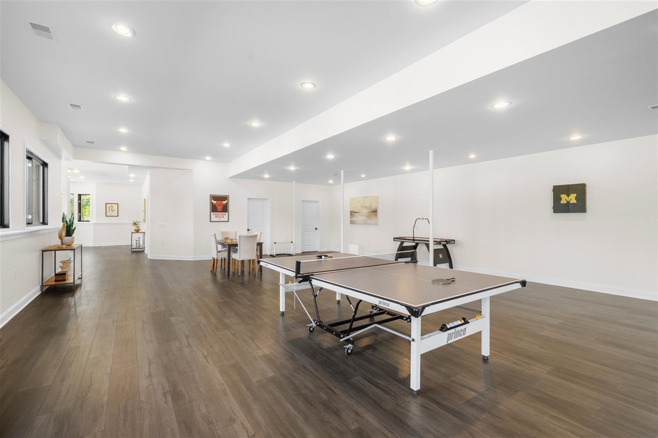main property photo 75