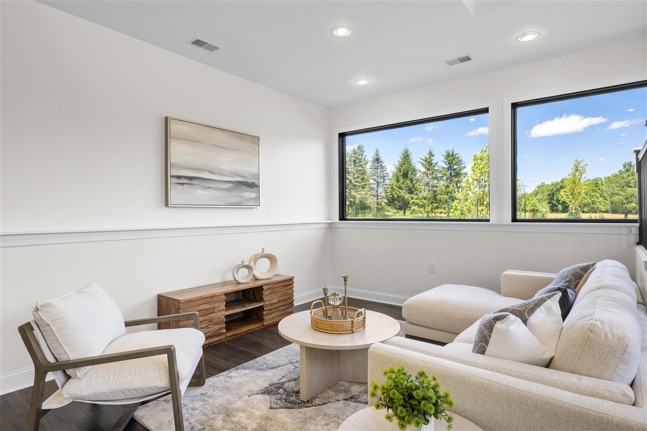 main property photo 80
