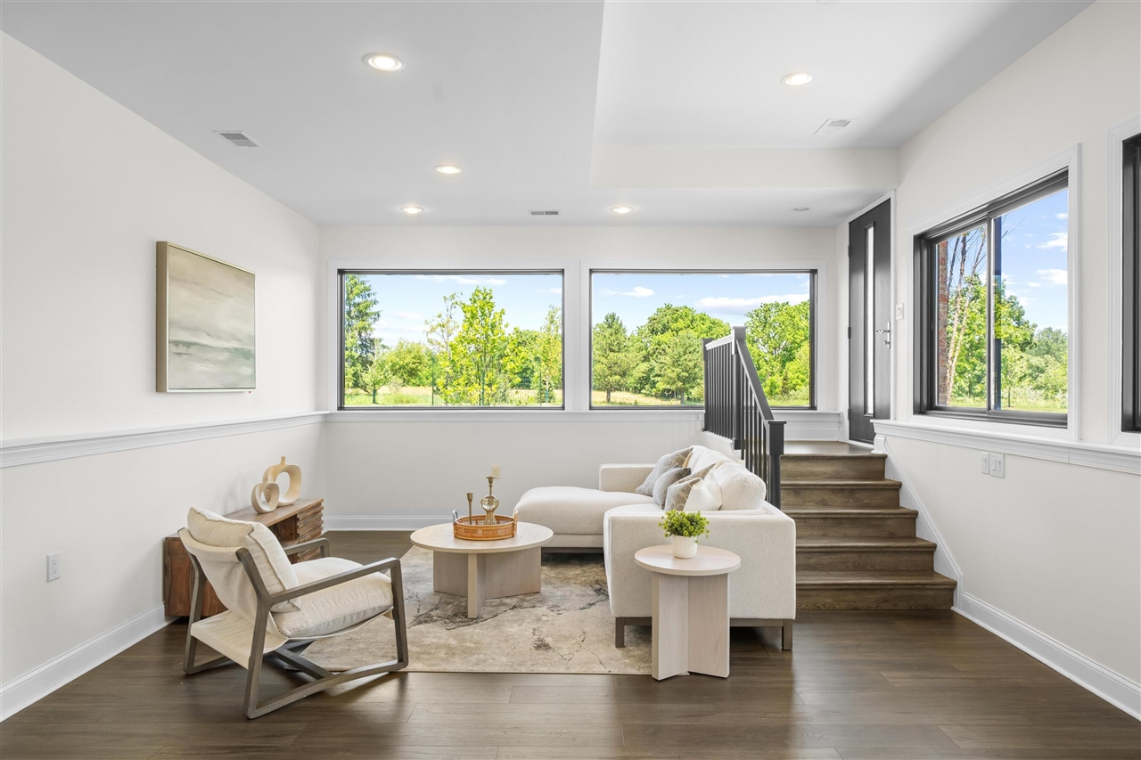 main property photo 81