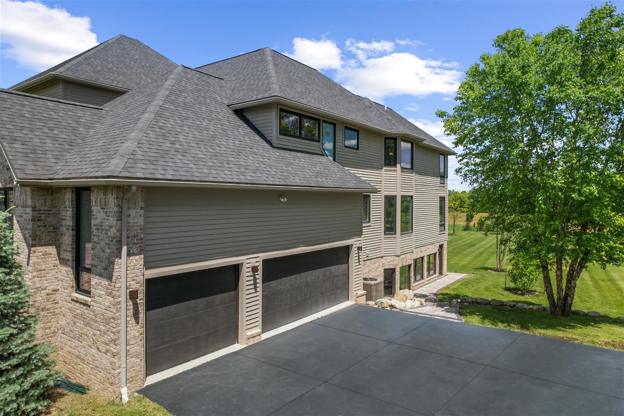 main property photo 87