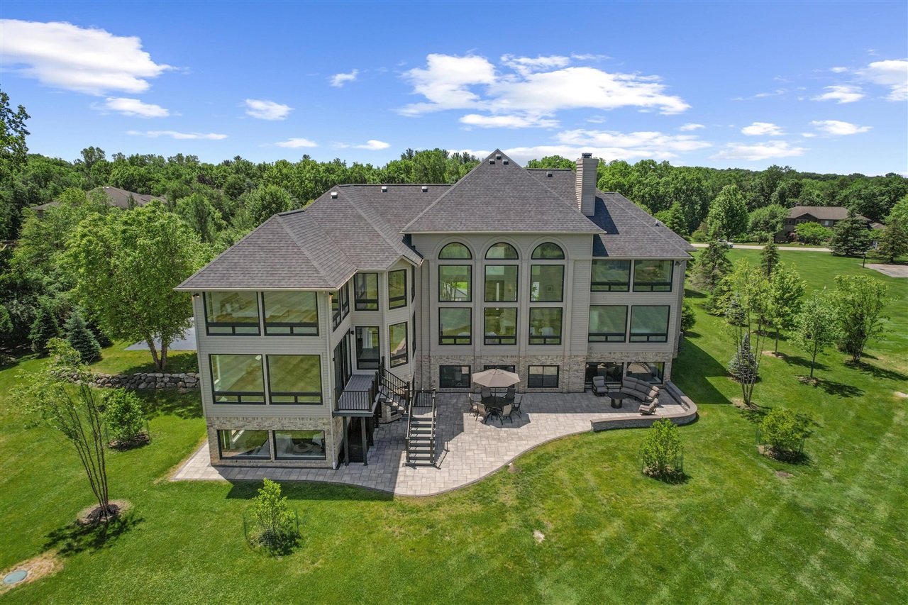 main property photo 89