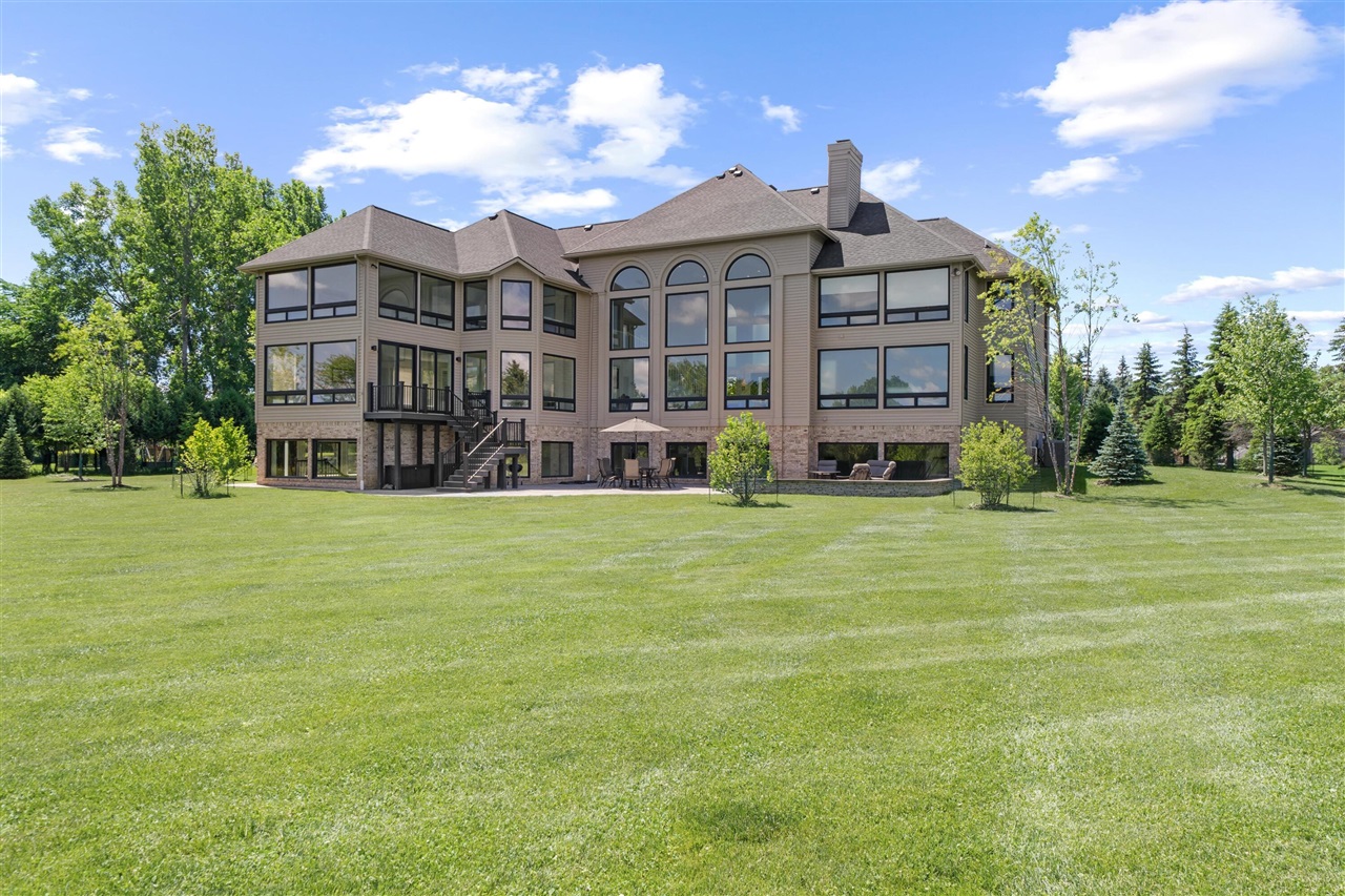 main property photo 98