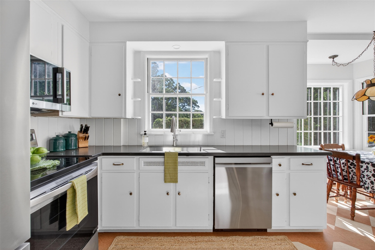 main property photo 59