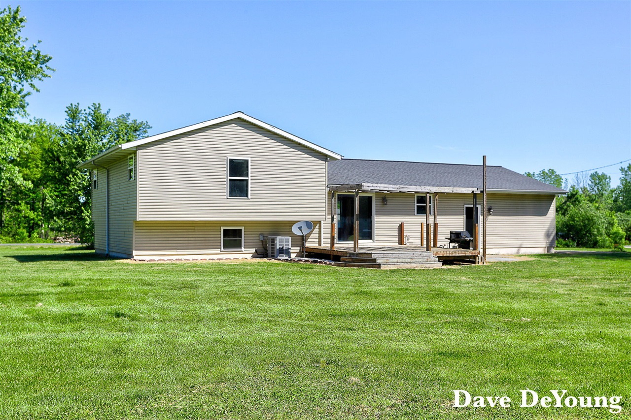main property photo 44