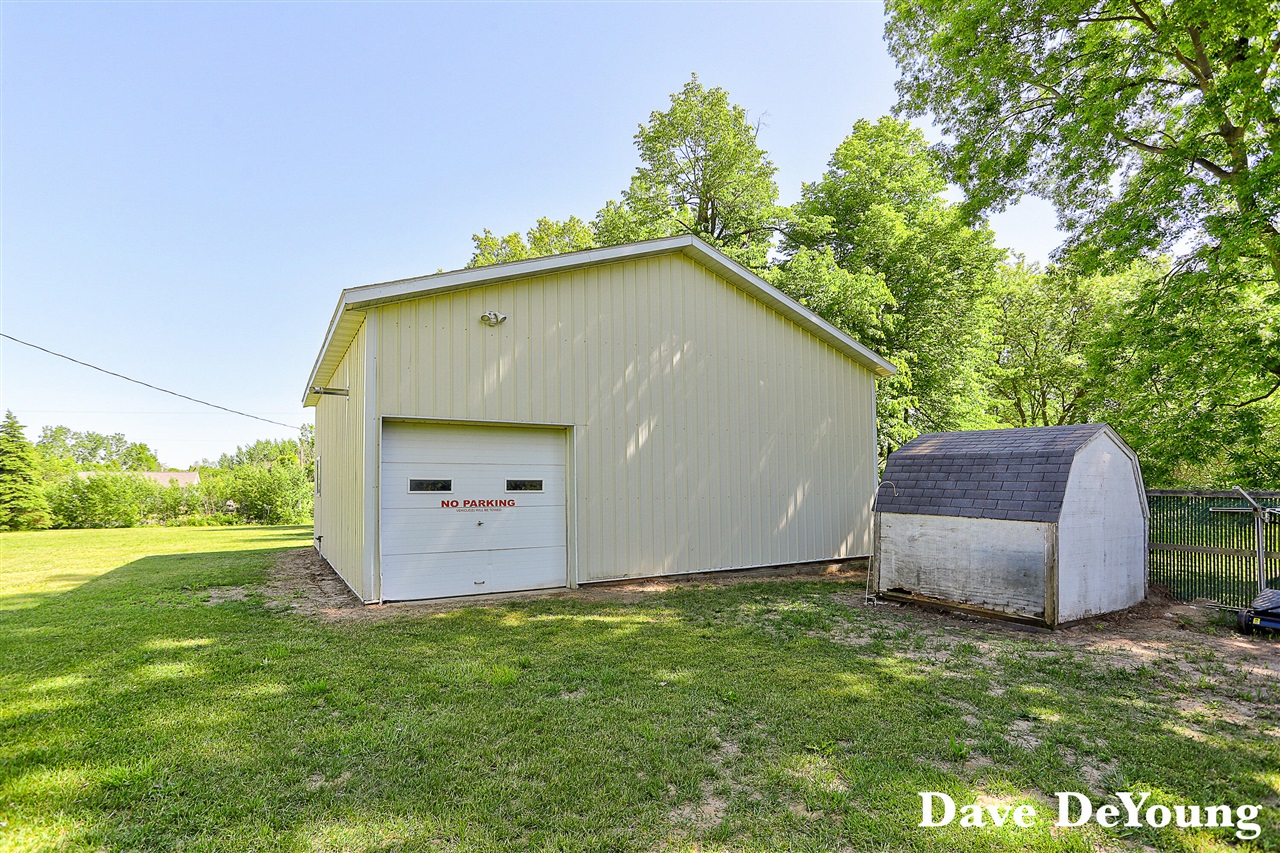main property photo 49