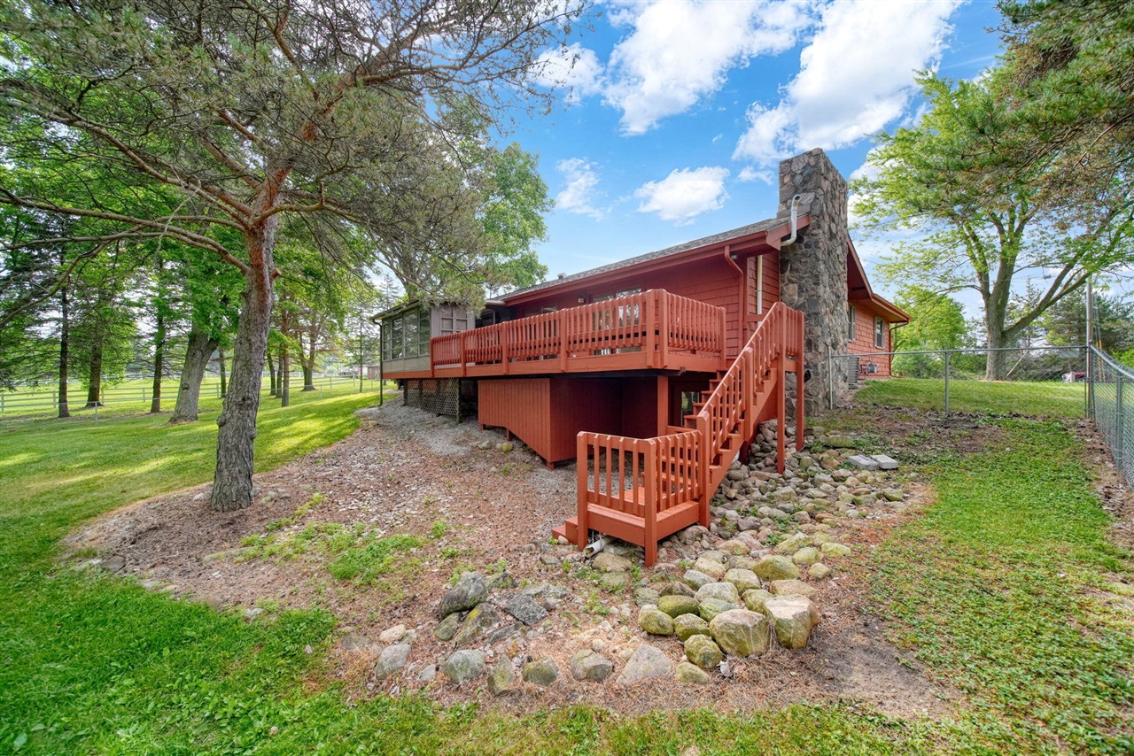 main property photo 49