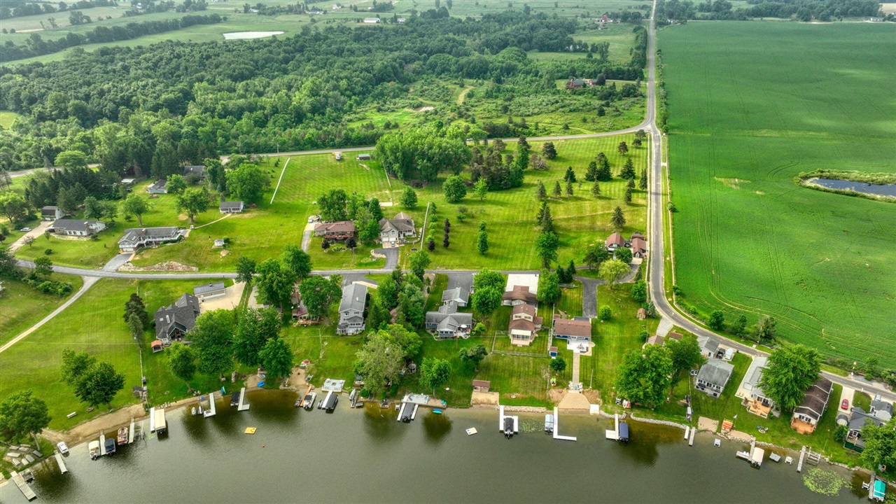 main property photo 59