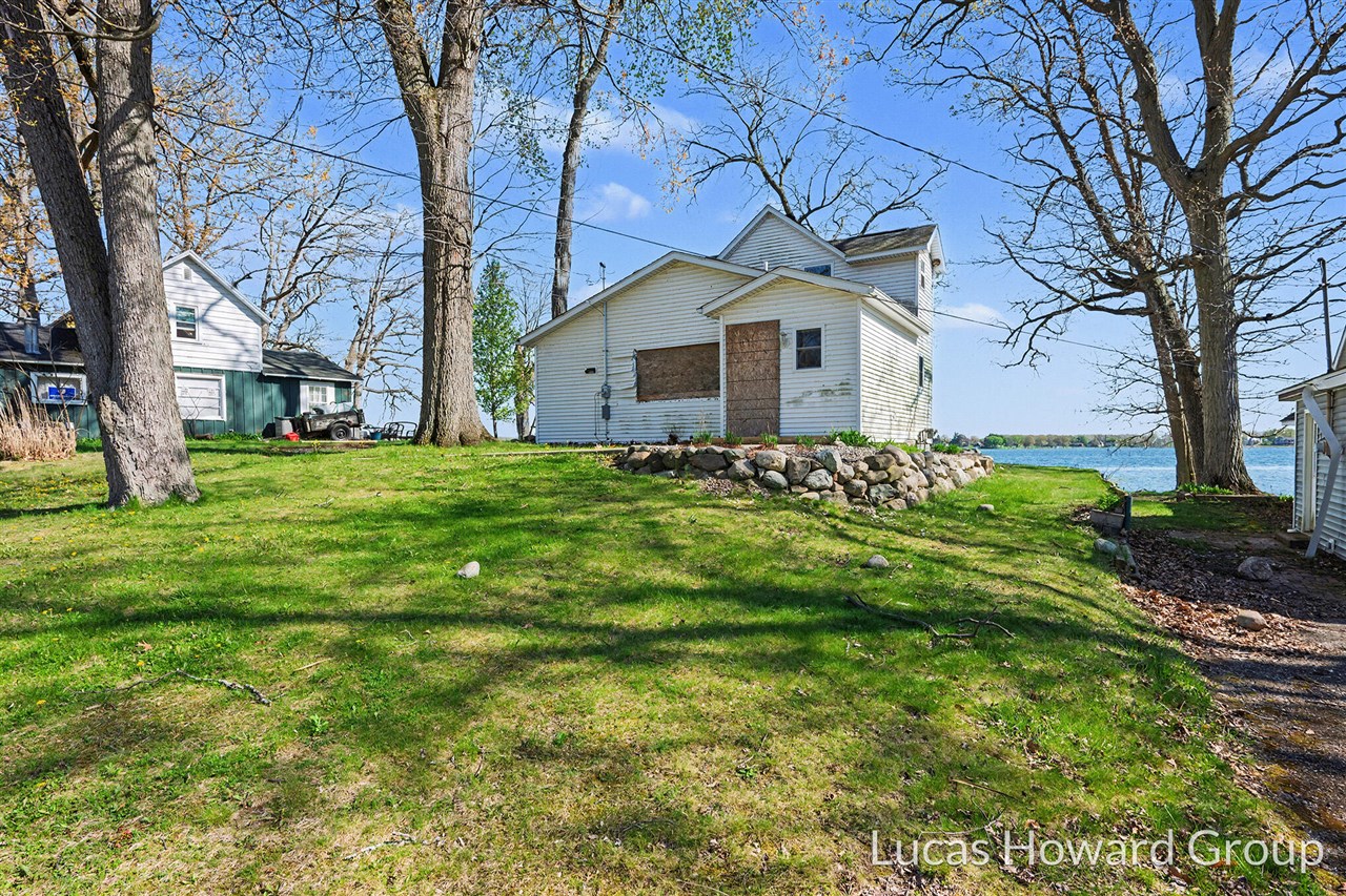 main property photo 42