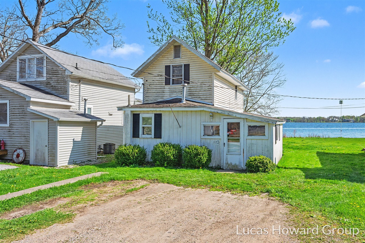 main property photo 51