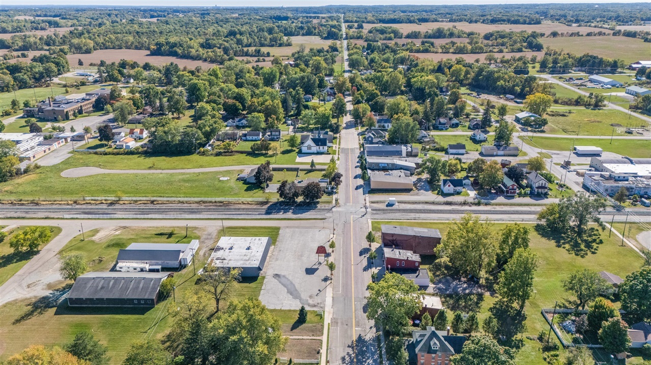 main property photo 34