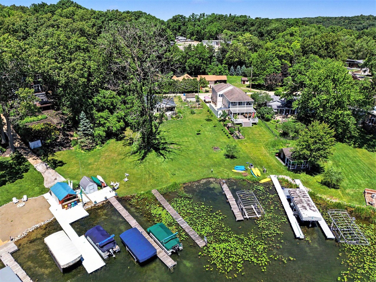 main property photo 19
