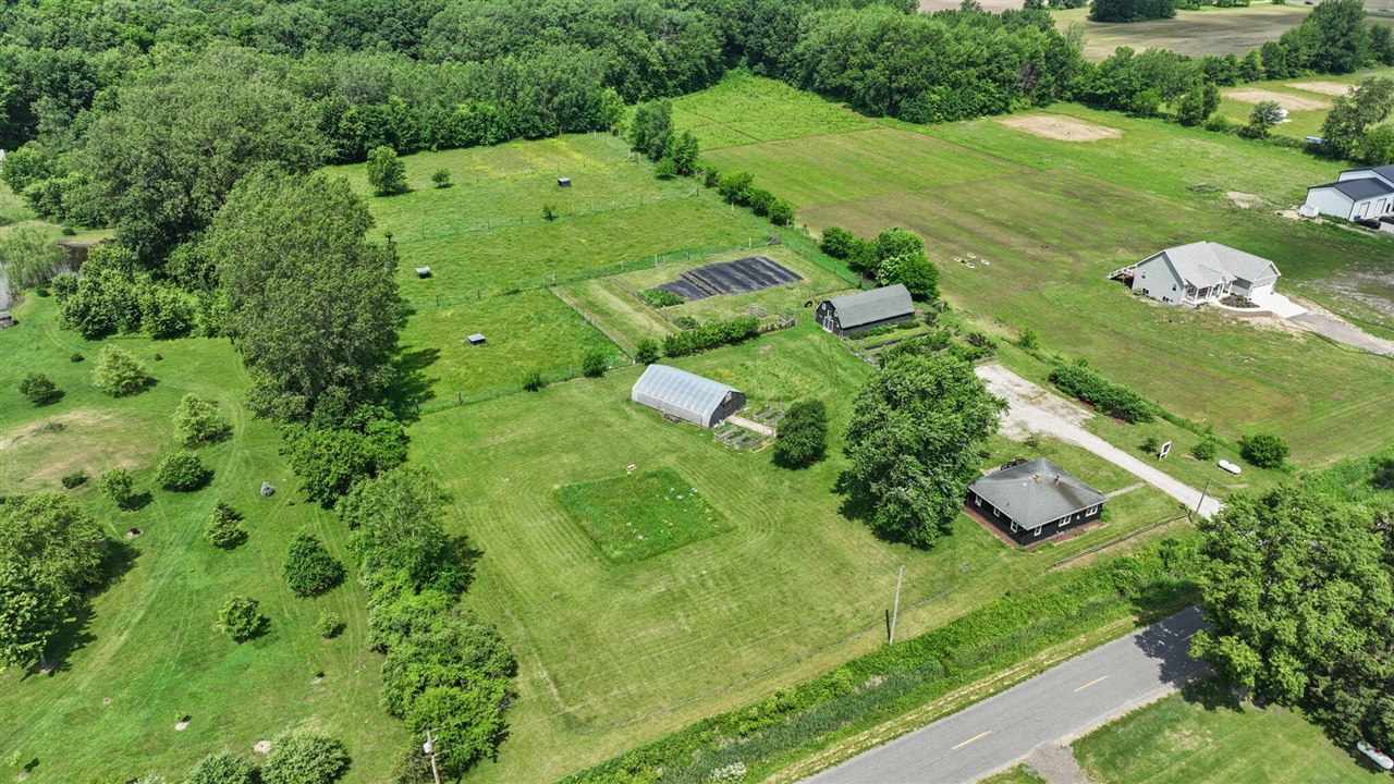 main property photo 56